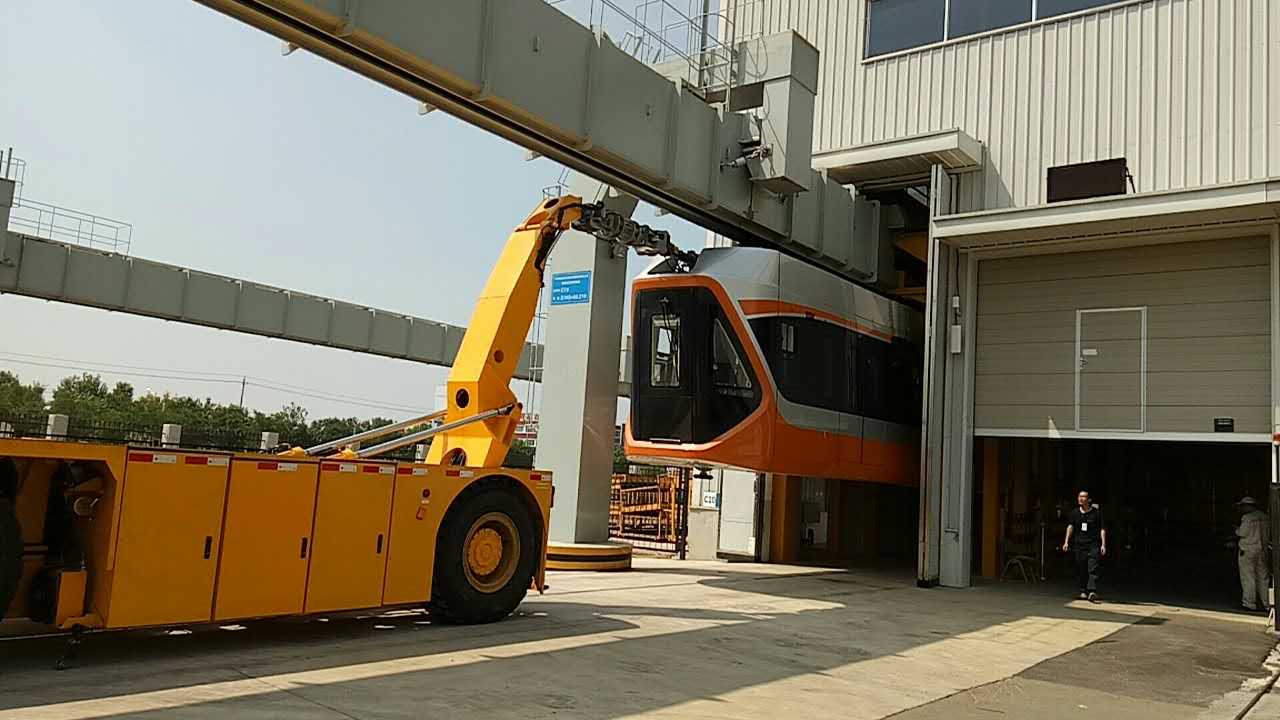 成都乐鱼网页版_乐鱼（中国）空轨列车专用调拉车-3.jpg