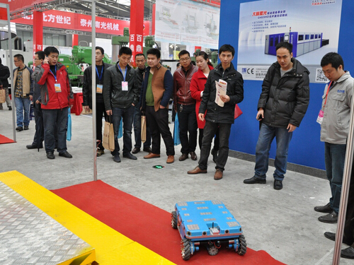乐鱼网页版_乐鱼（中国）参加2015中国西部国际装备制造业博览会-展会现场-3.jpg